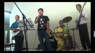 Download lagu We will not go down (Gaza tonight) Michael Heart cover by TEDC Band (sesi latihan) mp3