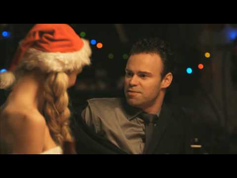 JULEFROKOSTEN KLIP #05 - Mick Øgendahl laver boddy snaps