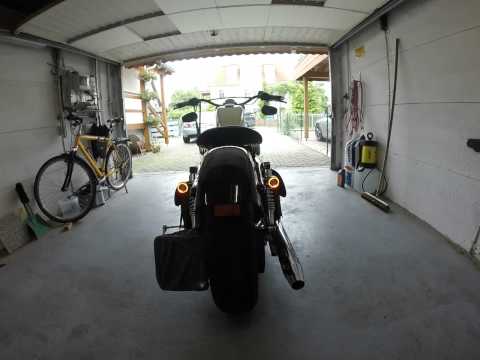 Kellermann Bullet 1000 an Harley 48