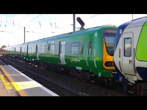 IE 29000 Class DMU Train number 29120 - Clontarf Road, Dublin