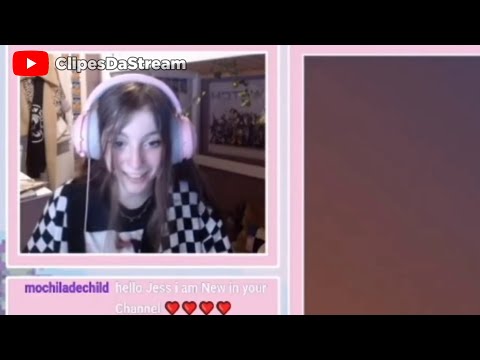 JESS FALANDO PORTUGUÊS - GRINGA COM TOURETTE (jessjessjessu)