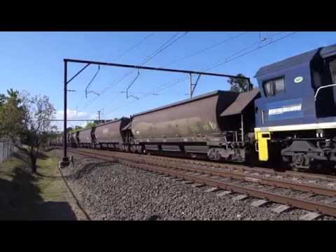 Quad 82's with ER64 loaded coal at Blackheath - 15/10/15