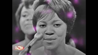 Staple Singers Pray Rare Clip  The Early Years Live