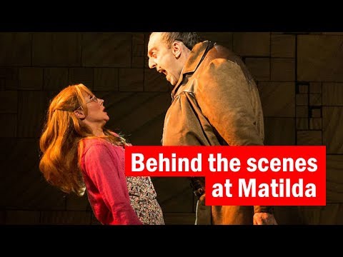 マチルダ・ザ・ミュージカルの舞台裏｜楽屋の告白 (Behind the scenes at Matilda the Musical  | Dressing Room Confessions)