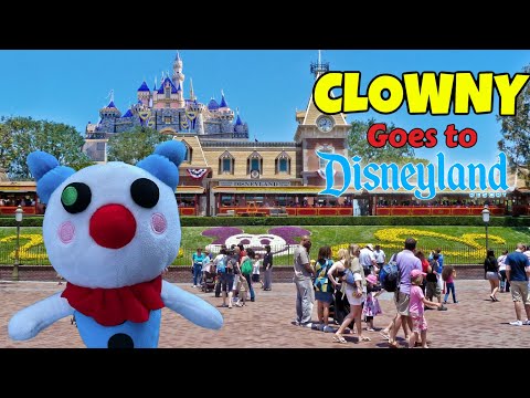 CLOWNY goes to DISNEYLAND! 😱😱