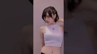 タンクトップの美学❤️ #可愛い #横顔美人 #バズれ #美顔#shorts #short #beautiful #shorts #short #美人#cute