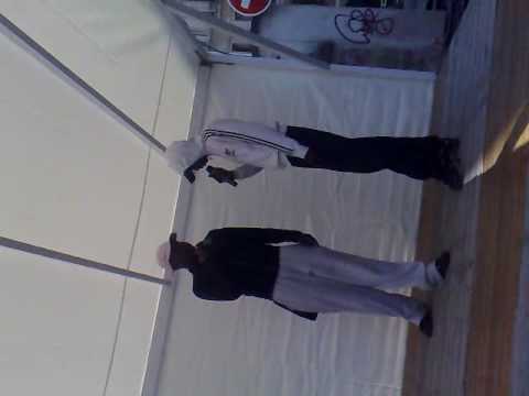 KDR & DYNEGROO FEiiTEE DiiVRYY