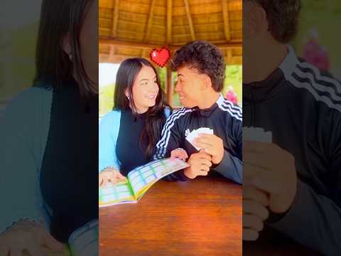 COMPLETANDO O ÁLBUM DA COPA 😂