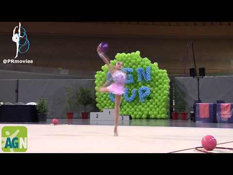 Olivia Soini - Olari OVO (FIN) - Bola (Ball) - Iniciada - AGN Cup 2013