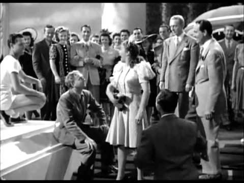 Watch the Birdie - Scene from Hellzapoppin' - Martha Raye and the six hits (1941)