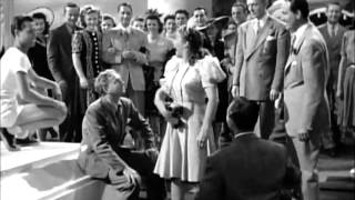 Watch the Birdie - Scene from Hellzapoppin&#39; - Martha Raye and the six hits (1941)