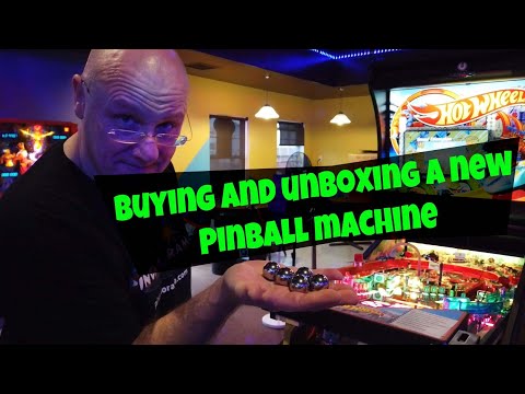 Buying and Unboxing an American Pinball Hot Wheels