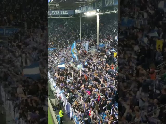 Vídeo relacionado con mundohuevo Taza para Hinchas del Alavés - A los del Alavés no se le tocan los ... | Diseño y Frase de Fútbol para Desayuno Babazorro | Capacidad de 350 ML