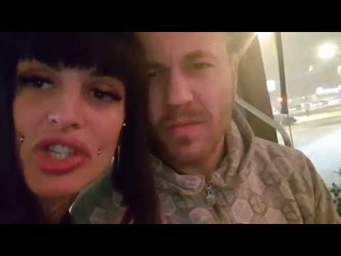 KAFICA SA SALETOM TRUOM