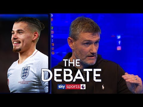 カルビン・フィリップスはイングランド代表の招集に値するか？| 討論会 (Does Kalvin Phillips deserve an England call-up? | The Debate)
