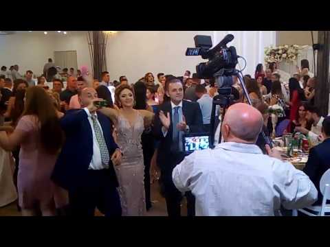 Atmosfer shume e bukur tek Familja Nikaj - FAMILJARET E KALLIN KREJT Martesa e Arijan & Elvira