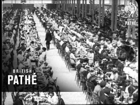 French Munitions Factory - General Pershing & Albert Thomas  (1914-1918)