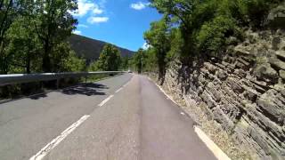 preview picture of video 'Pyrenäen 2014 - Kurvenreiche Bergab Passage'