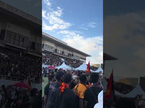 Lakemanda Landslides Perform live by Naxii Jay at Sir Hubert Murray Stadium Highlands Day. Happy50🇵🇬