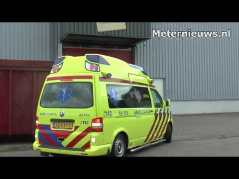 Man bekneld in machine in Hoogeveen