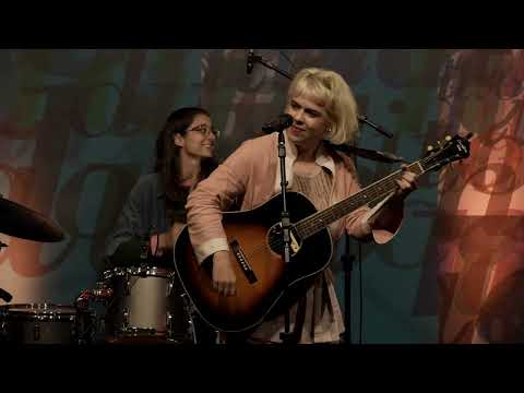 VALEU - Bruna Lucchesi canta Paulo Leminski