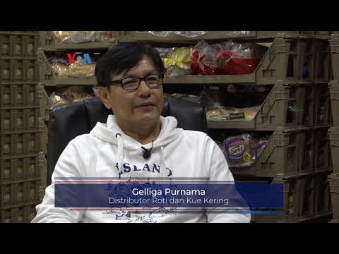 VOA BERBISNIS DISTRIBUSI ROTI DAN KUE KERING, BEKERJA DARI JAM 3 PAGI