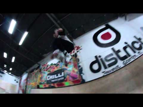 Jaro Frijn (15) Skateland Rotterdam blading RAW clips