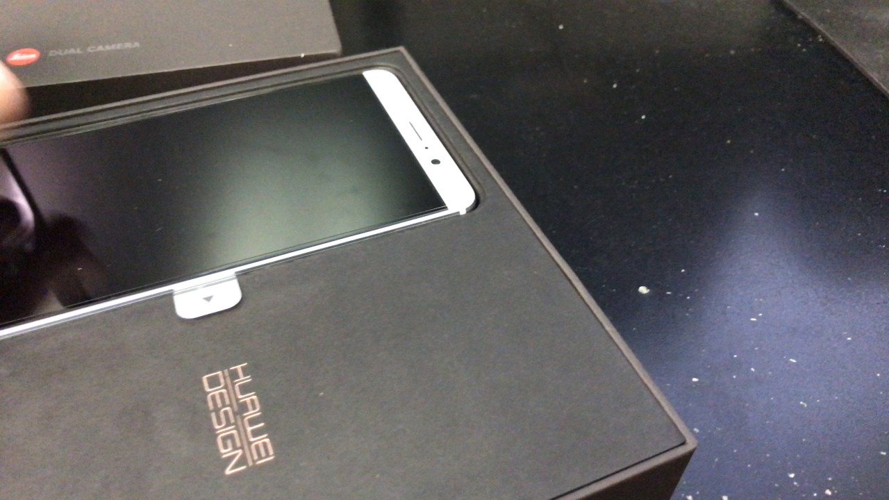 Смартфон Huawei Mate 9 Dual Sim MHA-L29 (4GB/64GB) Gold