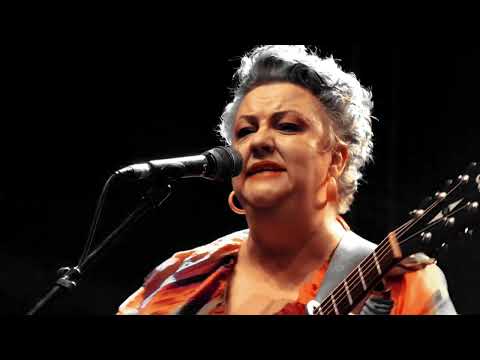 🎶 Kaz Hawkins performing Lonely Boy - Live in Romania!