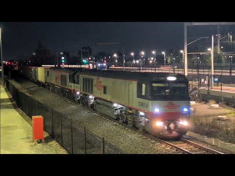 SCT CSR018 CSR016 4MB9 train Sunshine