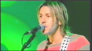 Feeder - Shatter (TOTP) (October 2005)