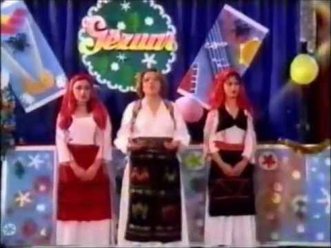 Fanushe Ahmetaj---Shpresa Veseli......Per Kosoven mka fale Zoti..