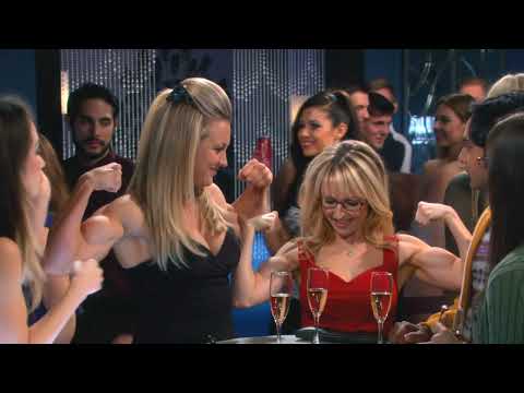 Kaley Cuoco Boobs