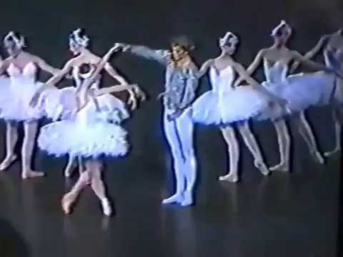 White Swan pas de deux - Isabelle Guérin, Kenneth Greve 1989