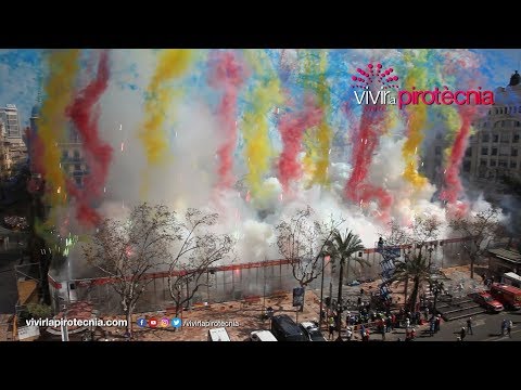 download lagu mp3 mp4 Mascleta, download lagu Mascleta gratis, unduh video klip Mascleta