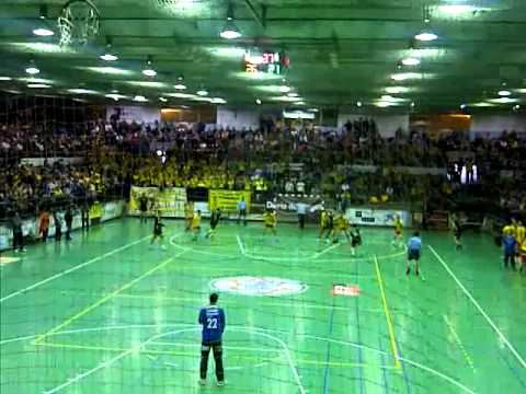 Afición del Villa de Aranda ante BM Valladolid (2-2-2013)