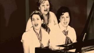 Singin' Rendez Vous - Crazy People (The Boswell Sisters)