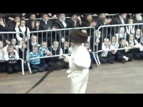 Satmar Rabbi Grandsons Wedding 14 Hooper St. June 10 2013