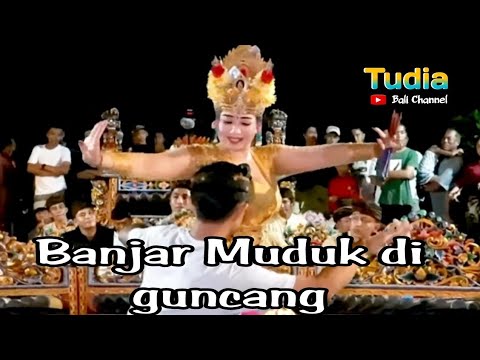 Junik Berseri Megejeran di banjar Munduk