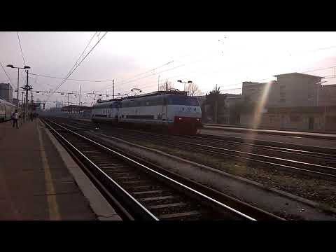 E444 019 + E444 070 - Milano Greco 23/03/2015