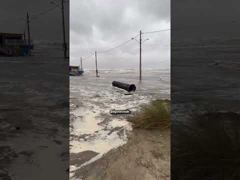 Ciclone deixa rastro de destruição no RS