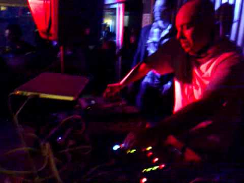 Guido Balzanelli dee jay ... CROMIE FRA NOI ... by Andrea Giusti