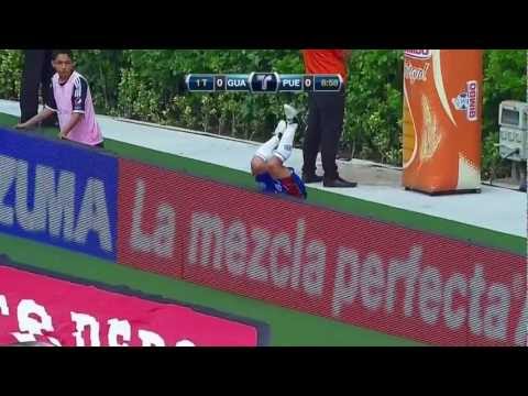 [HD] Matías Alustiza se va de cabeza - Chivas vs. Puebla