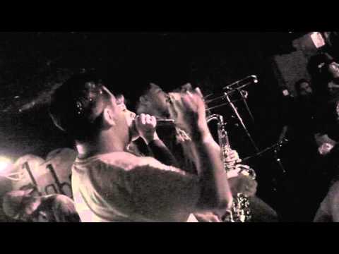 Los P2 - Sol Sin Luz Live (FREE SHOW @ LOS GLOBOS w/ RED STORE BUMS, RIVER RATTS, LOS P2 AND MORE)