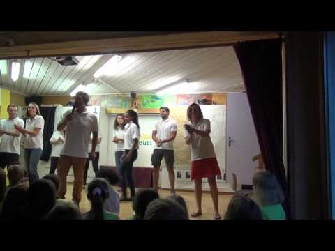 低年齢留学：スイス寄宿学校プレフルーリ校の2015年子供向けサマーキャンプの発表会～Pré Fleuri【スイス留学.com】