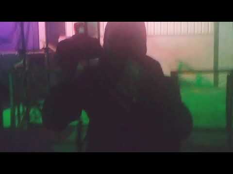 FALGON FT QWEENZY (LIVE)