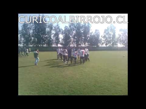 Curicó Sub15 campeón, celebración al final del partido.