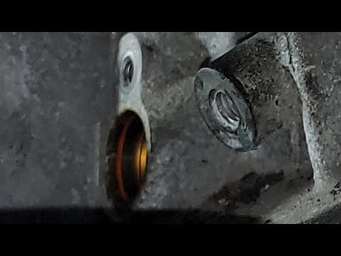 4x4 Jeep Patriot - Fast Way / Easy Way To Change The Crank Sensor - Throwing The DIY guys a Bone
