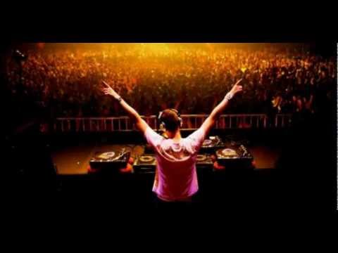 DJ Tiesto vs. Alex Gaudino ft. Taboo - I don't wanna Maximal Crazy (Sergio Mashup)