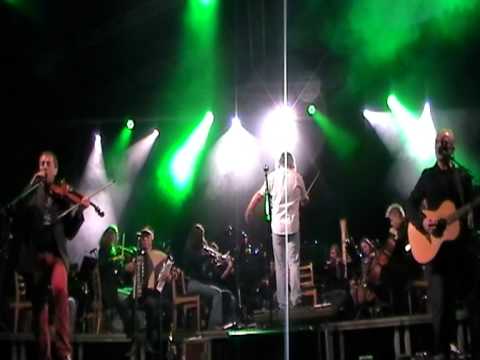 Čechomor - Olomouc 7.9.2012 - Olomouc - Stojí hruška